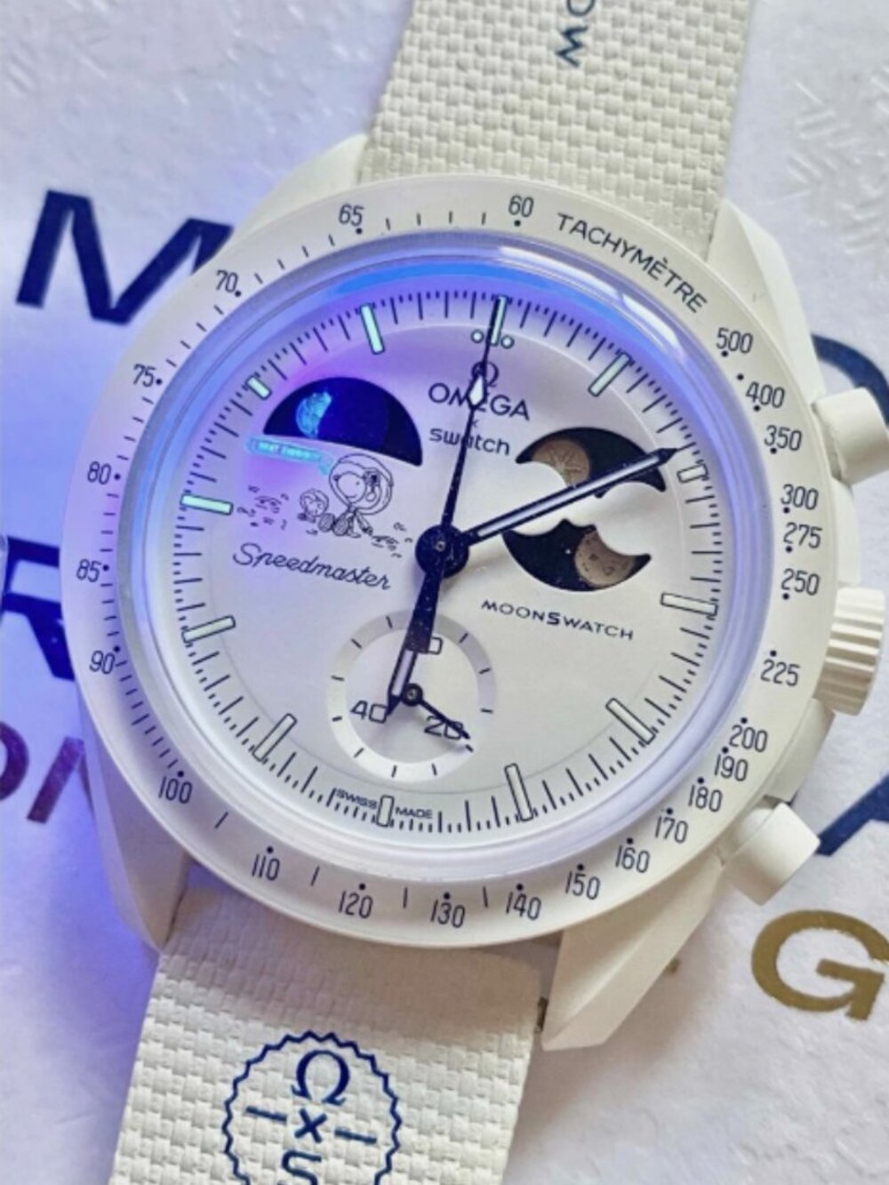 Swatch x Omega MISSION TO EARTHPHASE MOONSHINE